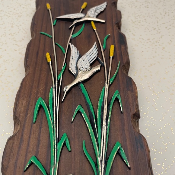 Vintage 1960s wall plaque, W. Germany, painted raised metal artwork on wood - Picture 3 of 5